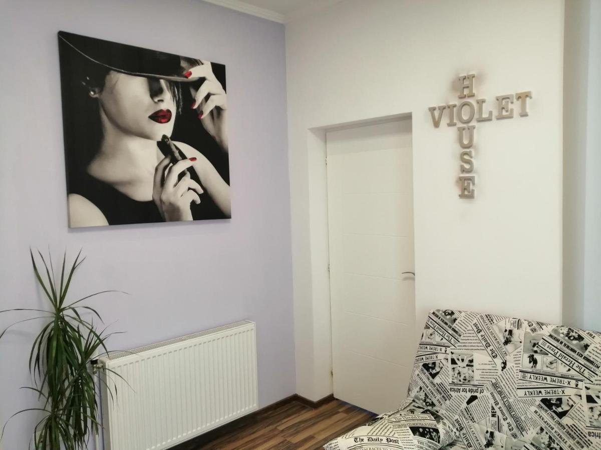 Violet House Apartment Turda Bagian luar foto